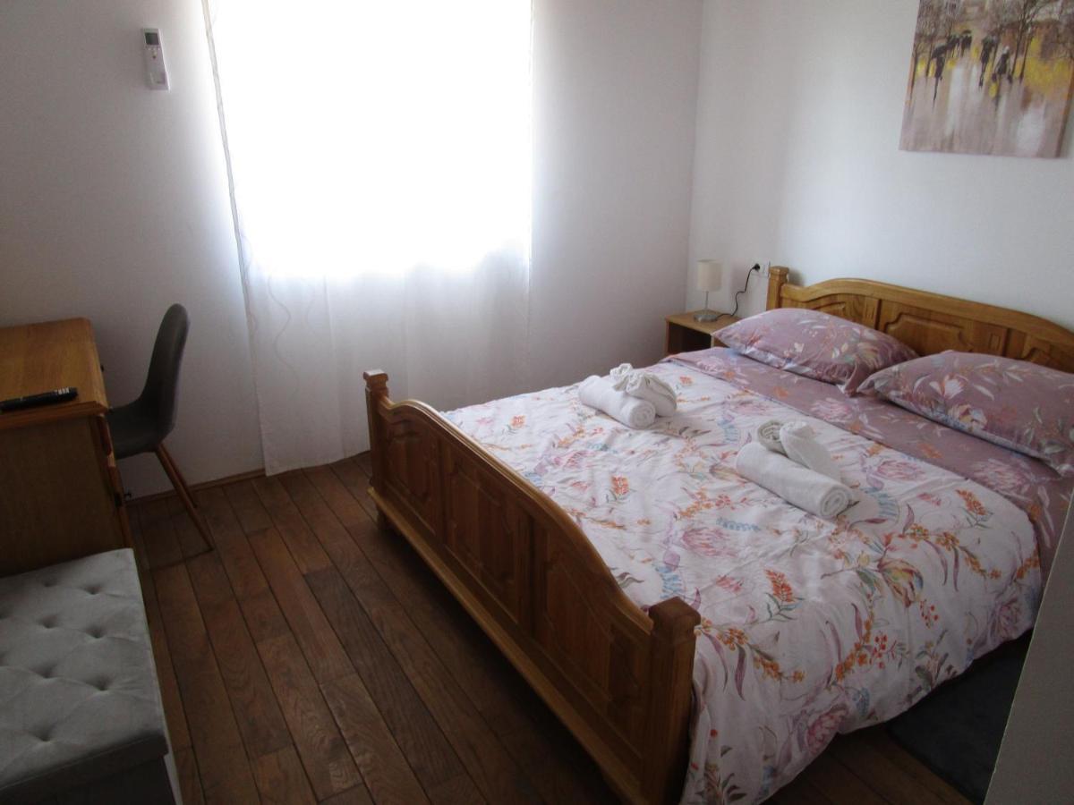 Casa Veznaveri ポレッチ エクステリア 写真