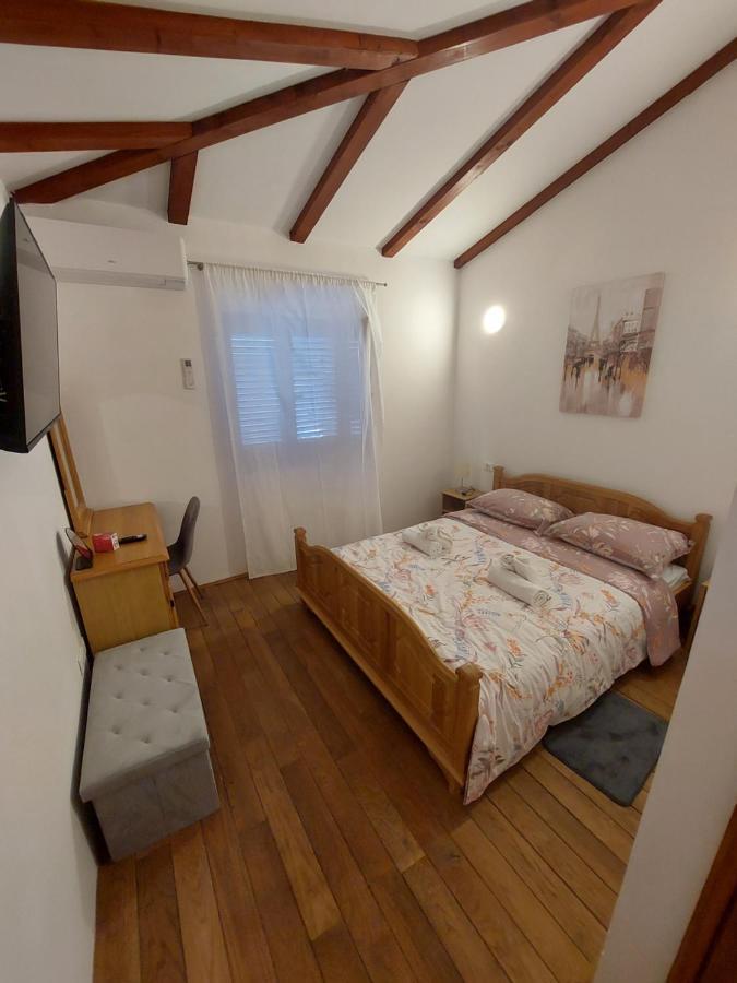 Casa Veznaveri ポレッチ エクステリア 写真